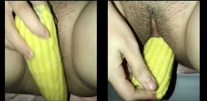 Nứng lồn quá em thủ dâm với bắp